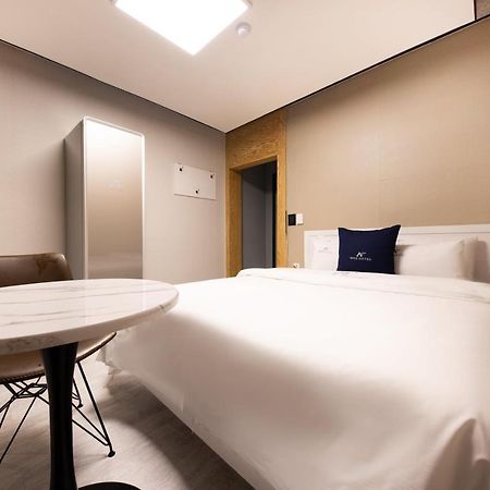 Cheonan A One Hotel Exterior foto